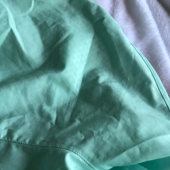 NIKE Dri Fit Running Shorts - Picture 6 of 6